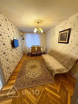 Kirayə verilir 3 otaqlı köhnə tikili 58 m² — Bakı, Yasamal 3 otaq 58.00 m²