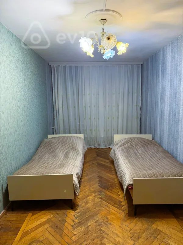 Kirayə verilir 3 otaqlı köhnə tikili 58 m²