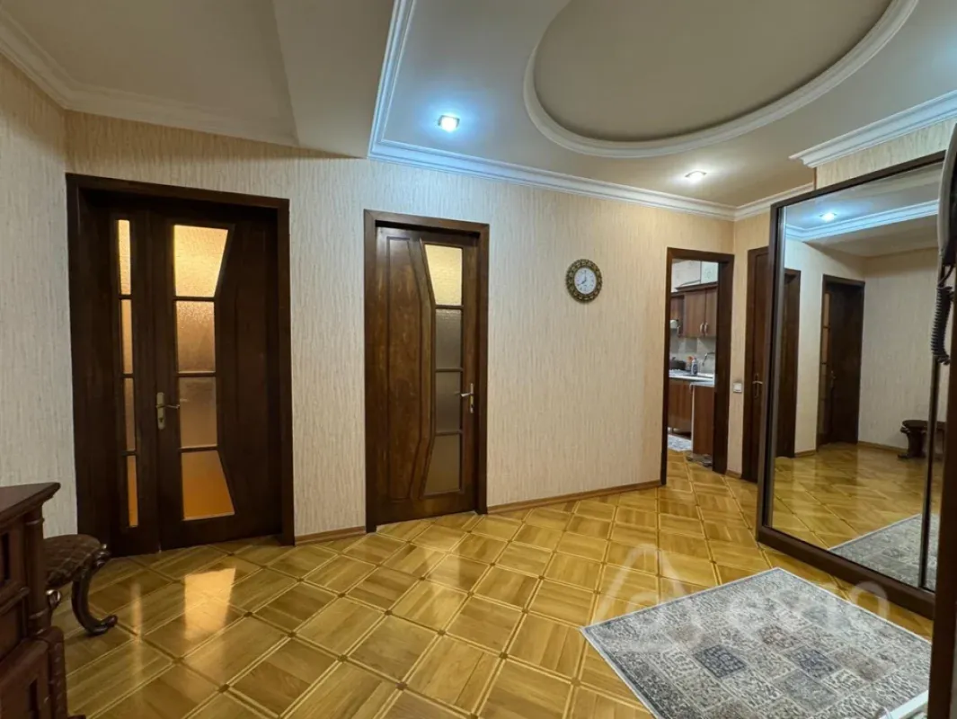 Satılır 2 otaqlı yeni tikili 90 m²