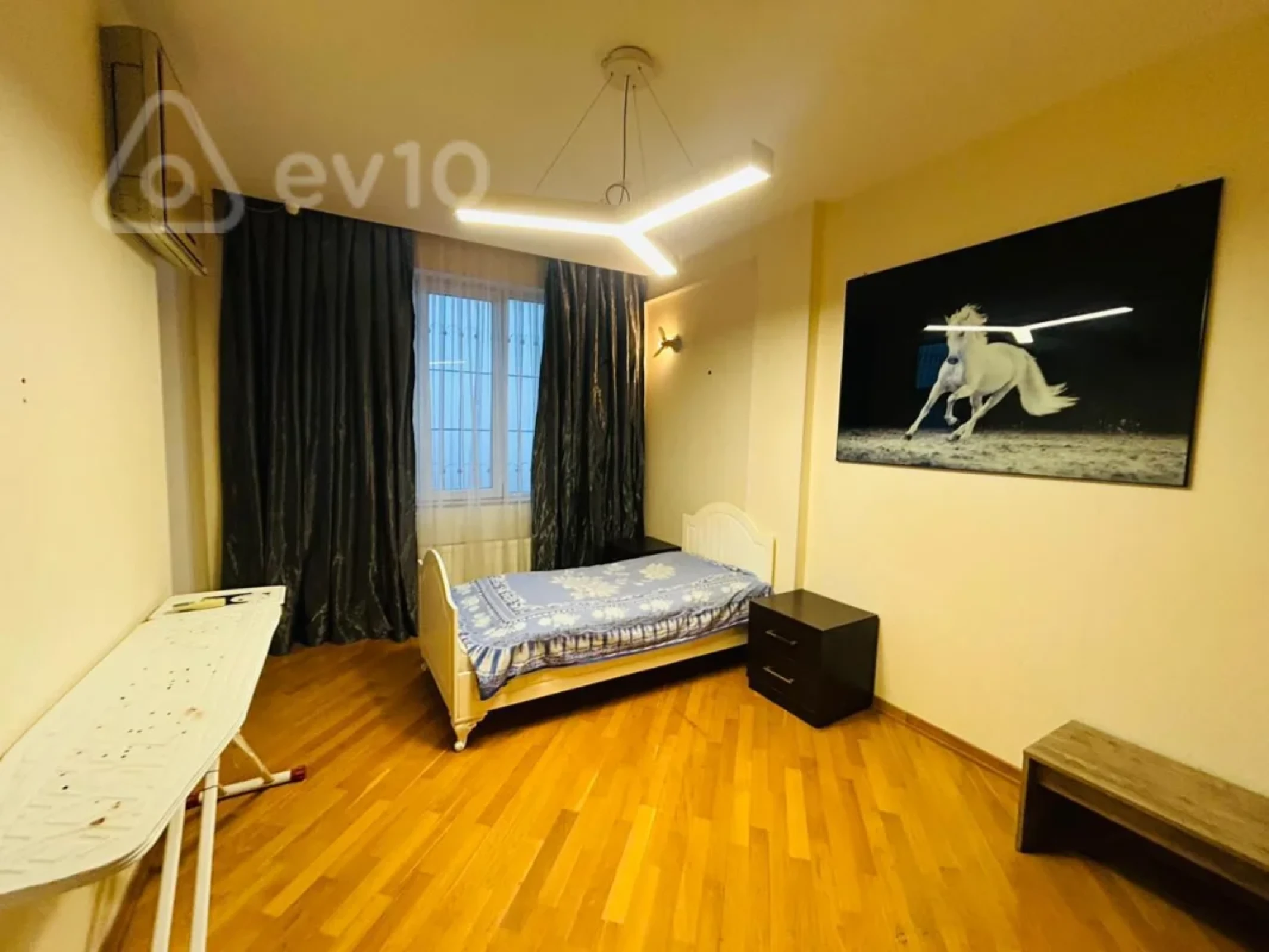 Kirayə verilir 3 otaqlı yeni tikili 140 m²