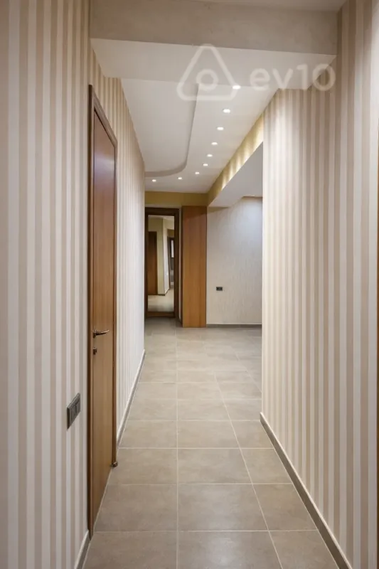 Kirayə verilir 3 otaqlı yeni tikili 140 m²