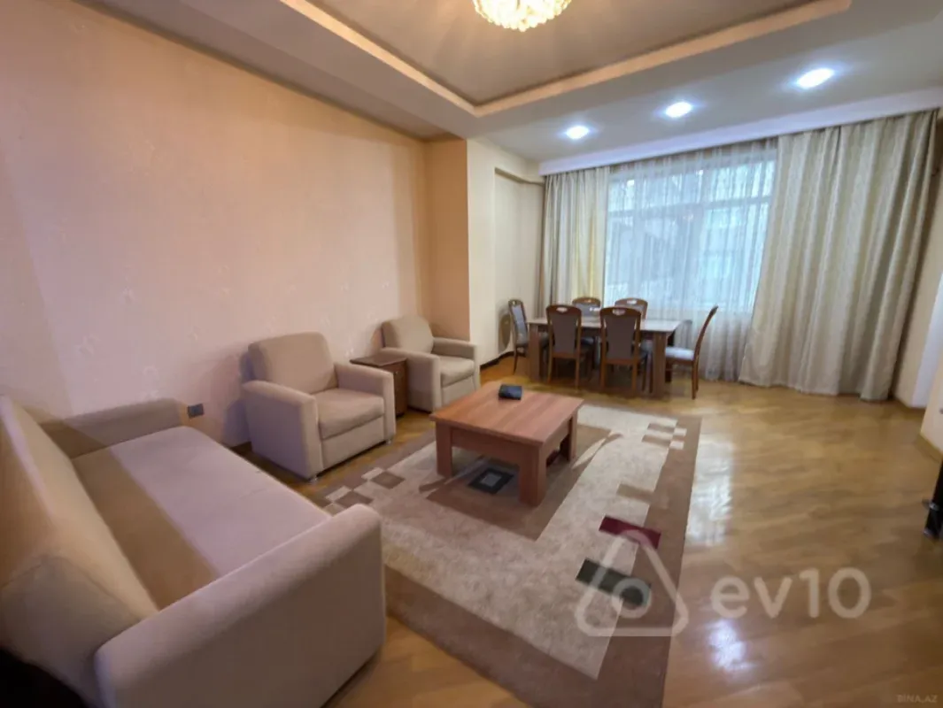 Kirayə verilir 2 otaqlı yeni tikili 61 m²