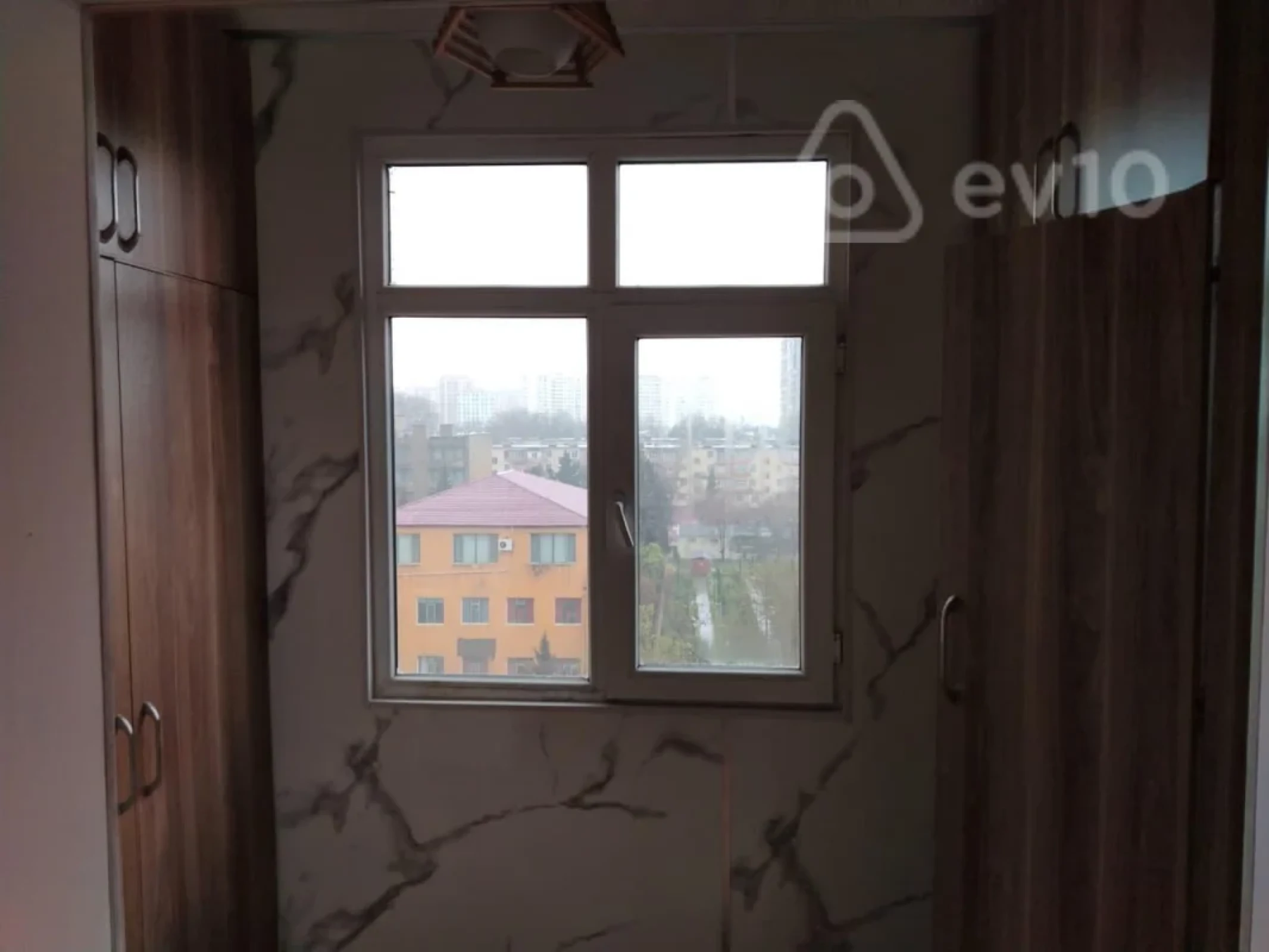 Kirayə verilir 2 otaqlı yeni tikili 60 m²