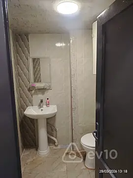 Kirayə verilir 2 otaqlı köhnə tikili 40 m²