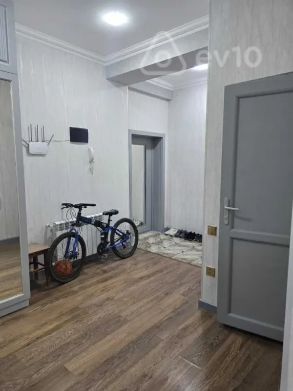 Satılır 3 otaqlı yeni tikili 105 m²