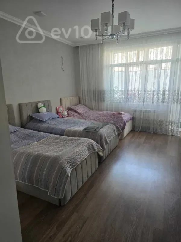 Satılır 3 otaqlı yeni tikili 105 m²