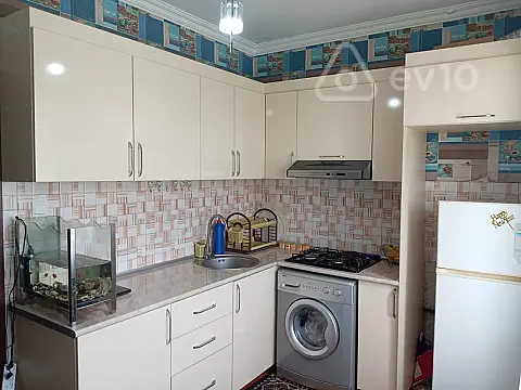 Kirayə verilir 2 otaqlı yeni tikili 50 m²