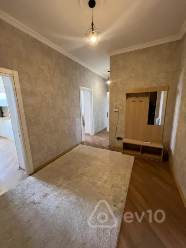 Kirayə verilir 3 otaqlı yeni tikili 125 m²