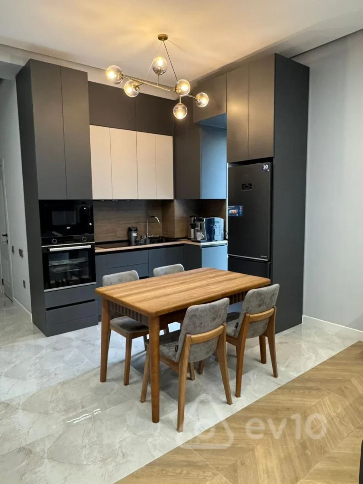 Kirayə verilir 1 otaqlı yeni tikili 60 m²