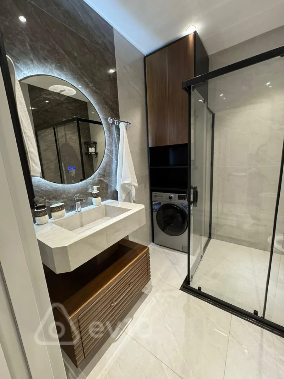 Kirayə verilir 1 otaqlı yeni tikili 60 m²