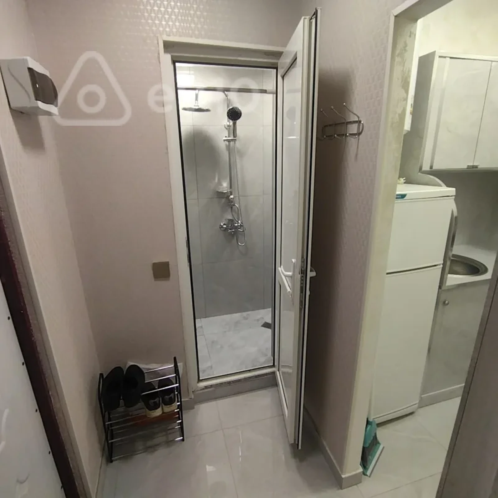 Kirayə verilir 2 otaqlı köhnə tikili 50 m²