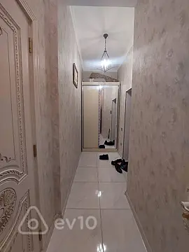 Kirayə verilir 2 otaqlı yeni tikili 70 m²