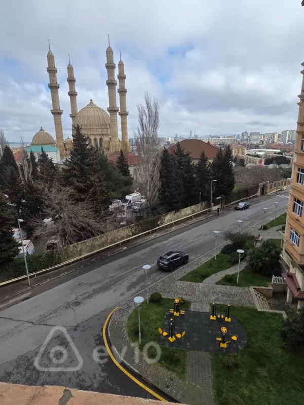 Satılır 4 otaqlı yeni tikili 106 m²