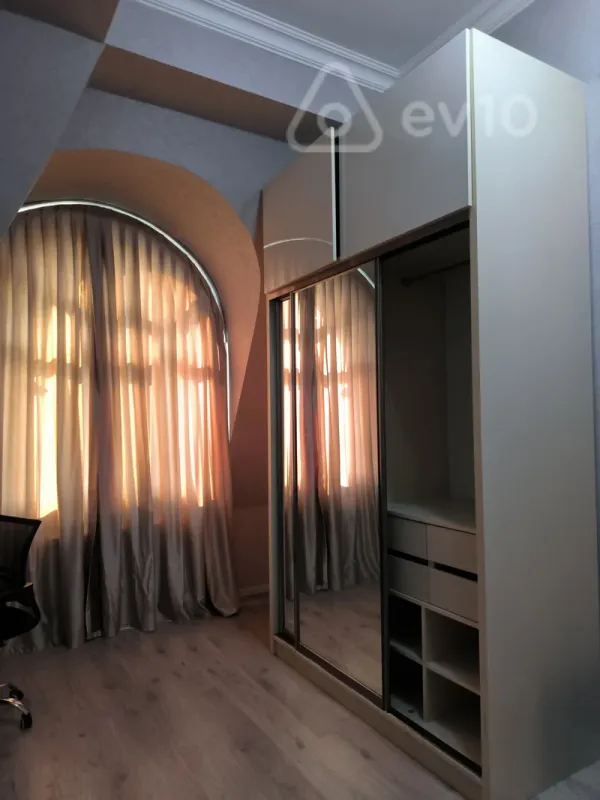 Kirayə verilir 3 otaqlı yeni tikili 107 m²