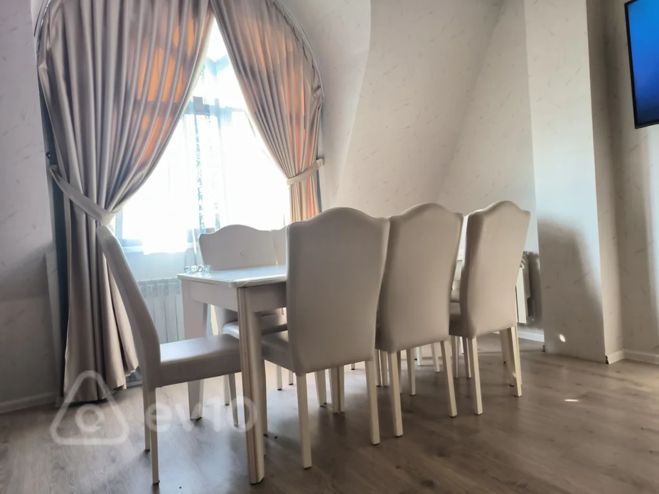 Kirayə verilir 3 otaqlı yeni tikili 107 m²
