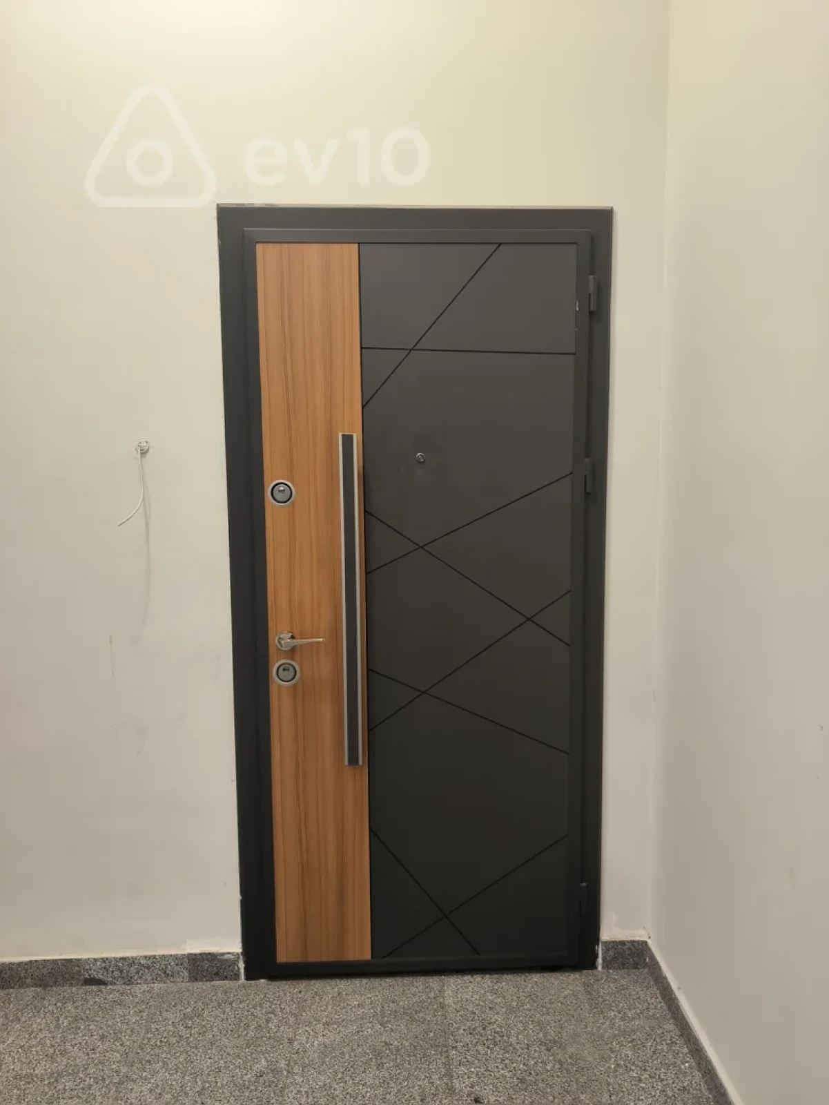 Kirayə verilir 3 otaqlı yeni tikili 107 m²