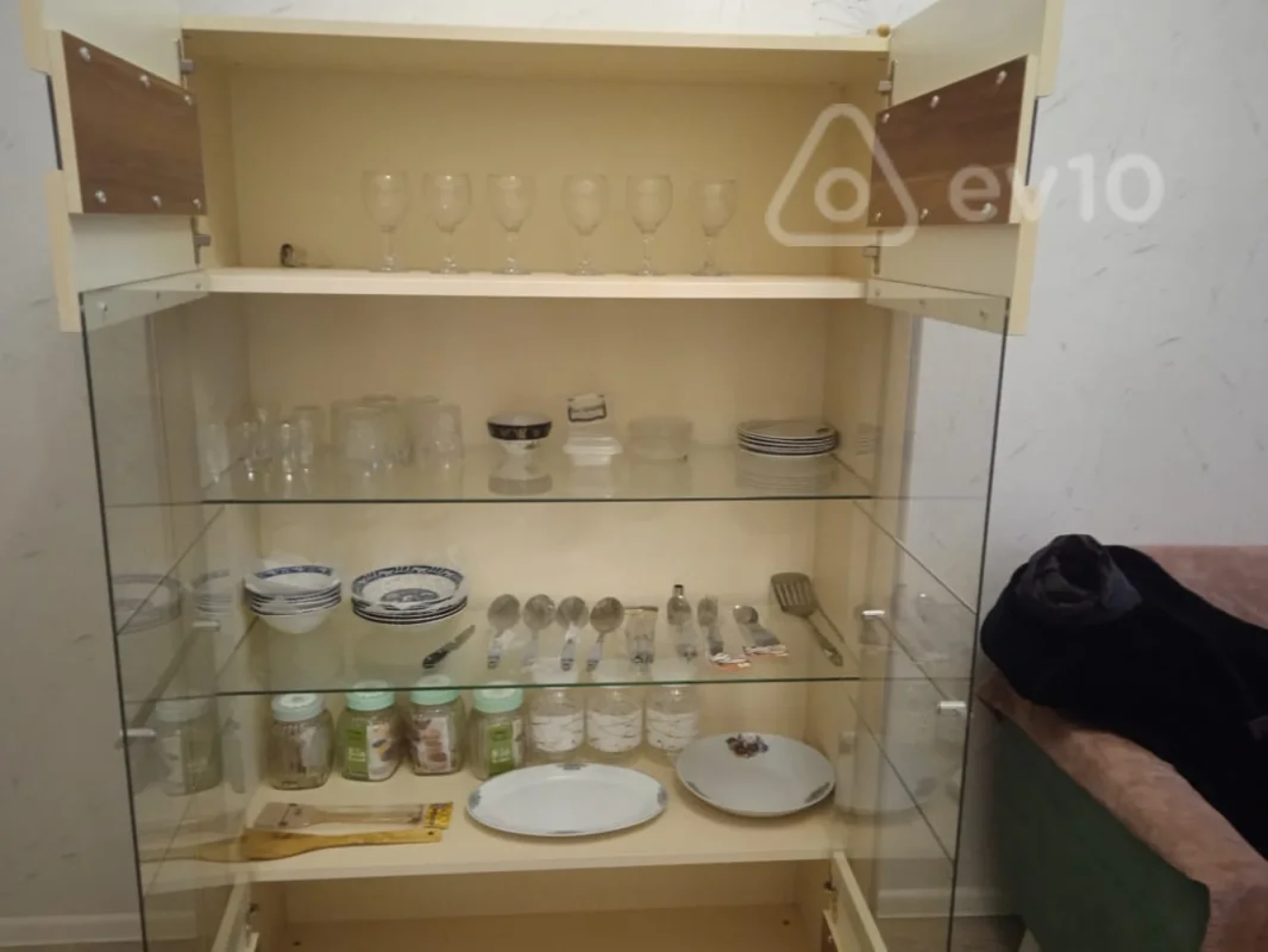 Kirayə verilir 3 otaqlı yeni tikili 107 m²