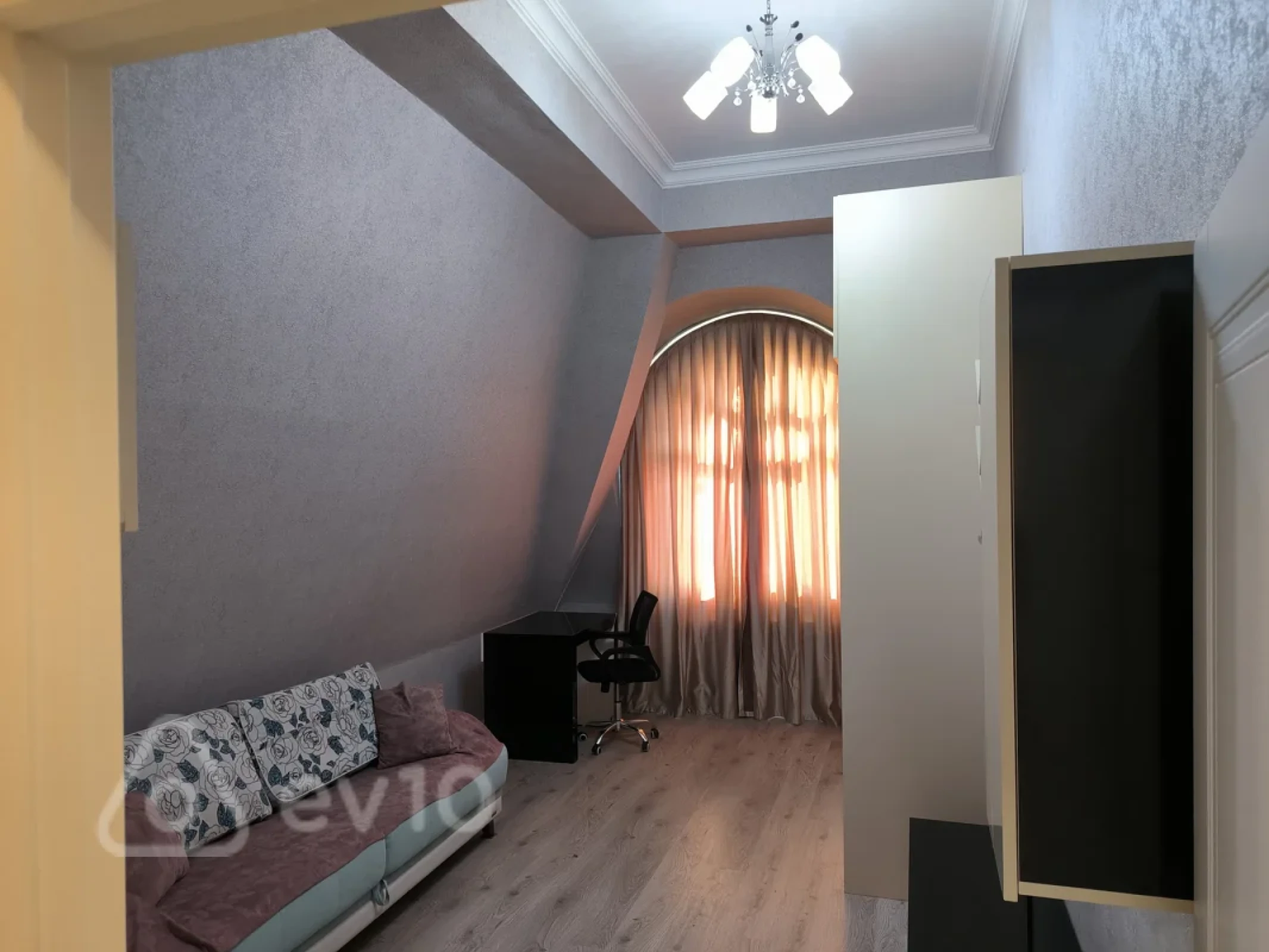 Kirayə verilir 3 otaqlı yeni tikili 107 m²