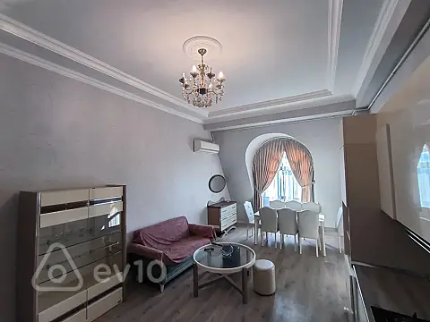 Kirayə verilir 3 otaqlı yeni tikili 107 m²
