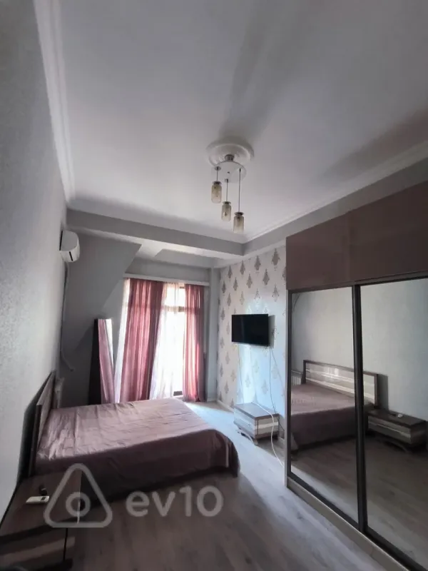 Kirayə verilir 3 otaqlı yeni tikili 107 m²