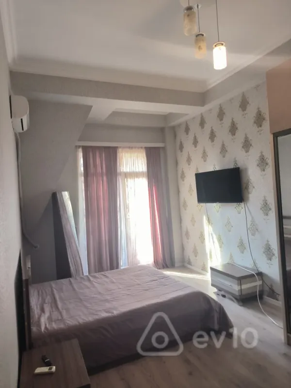Kirayə verilir 3 otaqlı yeni tikili 107 m²