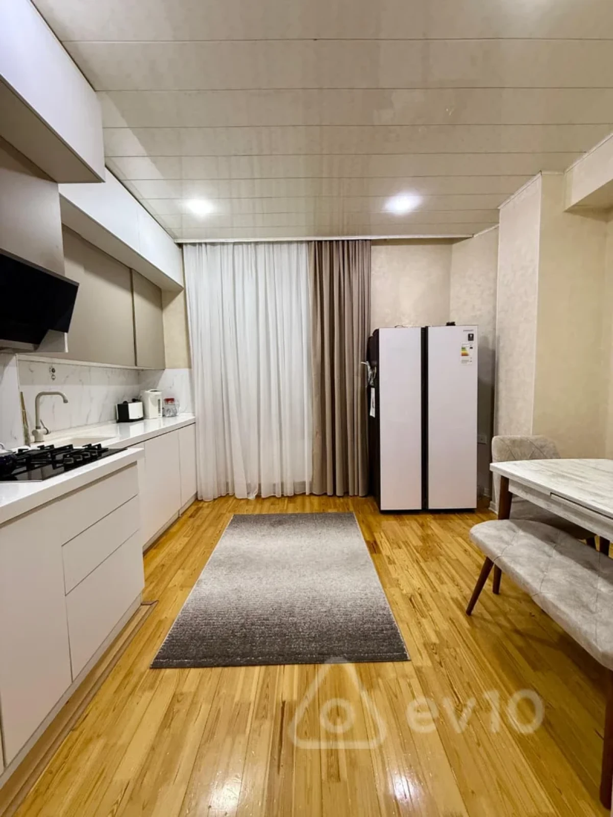 Satılır 2 otaqlı yeni tikili 92 m²