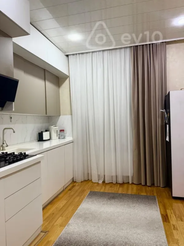Satılır 2 otaqlı yeni tikili 92 m²