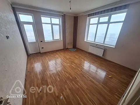 Satılır 3 otaqlı yeni tikili 187 m²