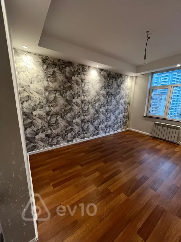 Kirayə verilir 2 otaqlı yeni tikili 60 m²