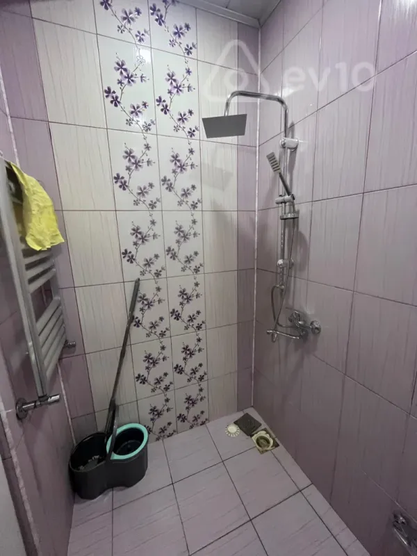 Kirayə verilir 2 otaqlı yeni tikili 60 m²