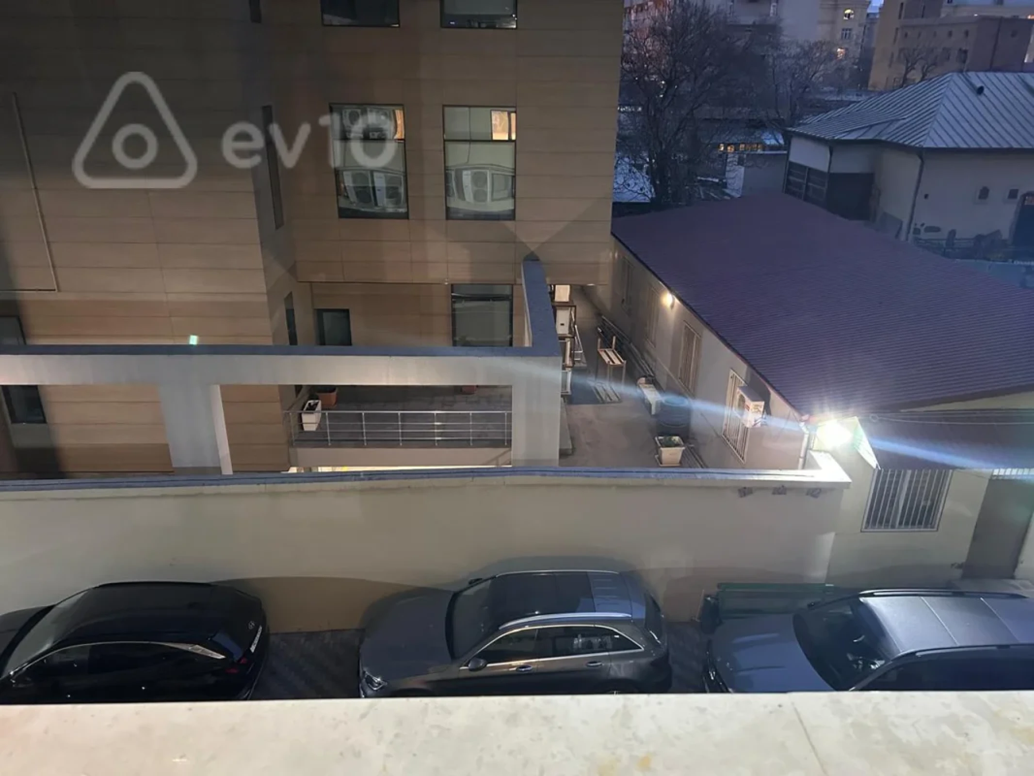 Kirayə verilir 2 otaqlı yeni tikili 80 m²