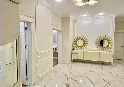 Kirayə verilir 4 otaqlı yeni tikili 190 m²