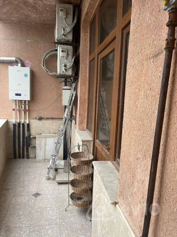 Kirayə verilir 3 otaqlı yeni tikili 130 m²
