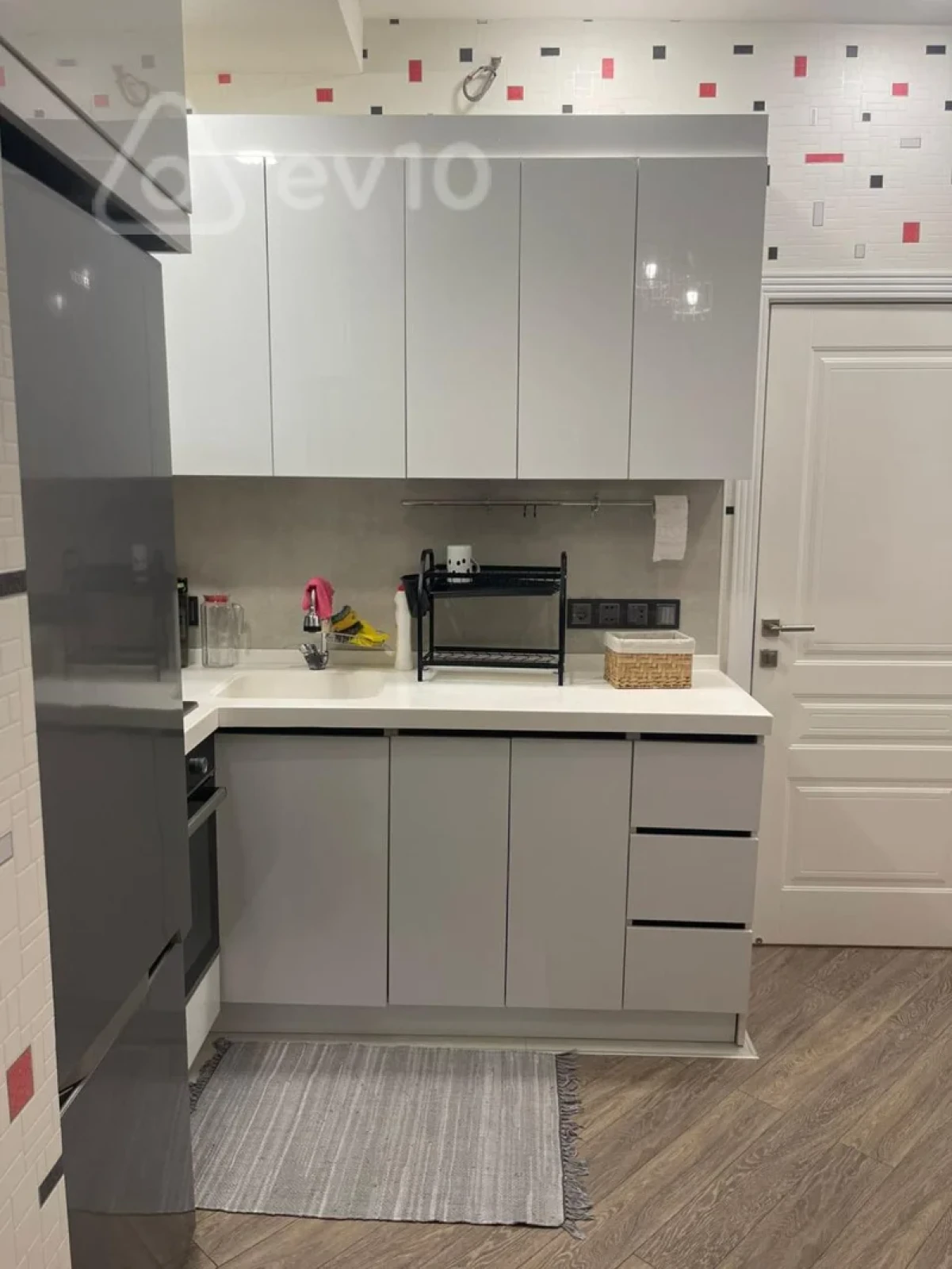 Kirayə verilir 3 otaqlı yeni tikili 130 m²