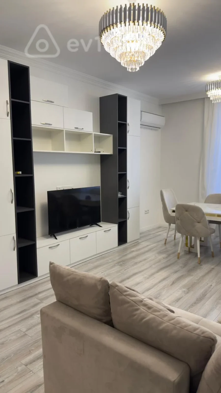 Kirayə verilir 2 otaqlı yeni tikili 100 m²