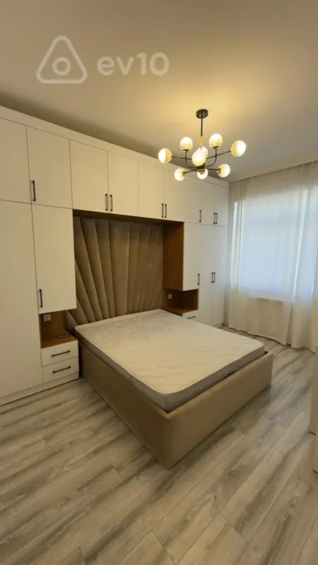 Kirayə verilir 2 otaqlı yeni tikili 100 m²