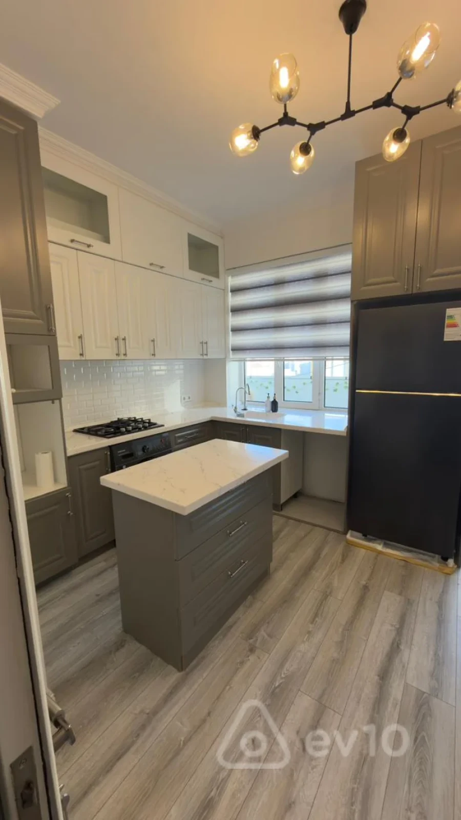 Kirayə verilir 2 otaqlı yeni tikili 100 m²