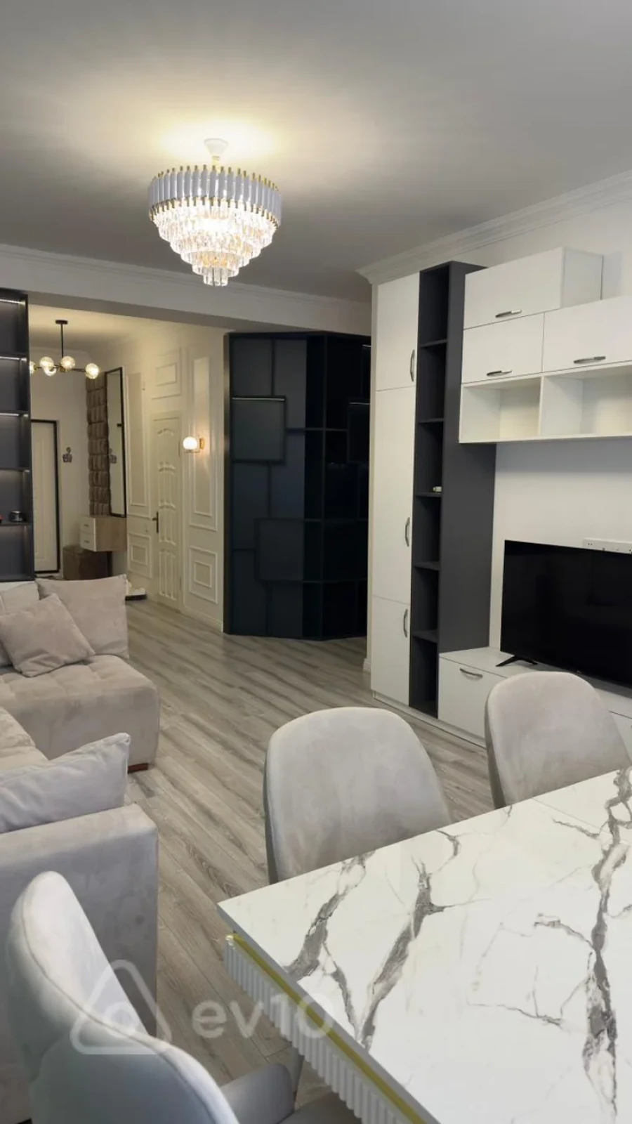 Kirayə verilir 2 otaqlı yeni tikili 100 m²