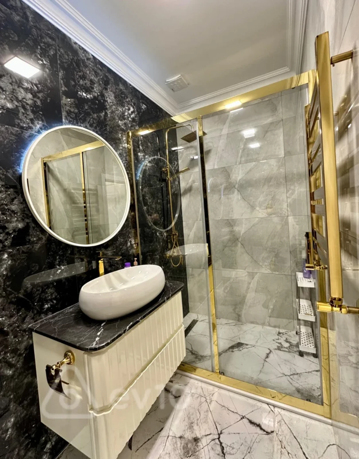 Kirayə verilir 2 otaqlı köhnə tikili 75 m²