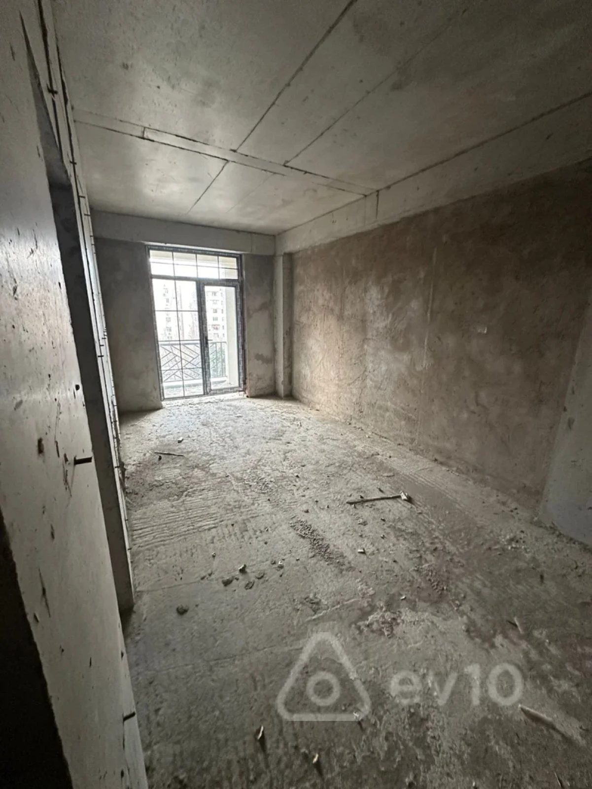 Satılır 1 otaqlı yeni tikili 44 m²