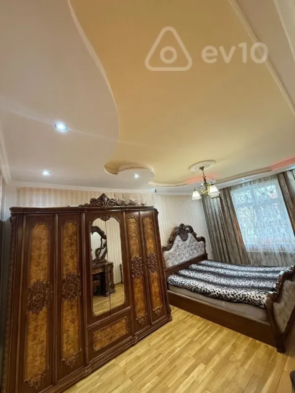 Kirayə verilir 3 otaqlı yeni tikili 85 m²