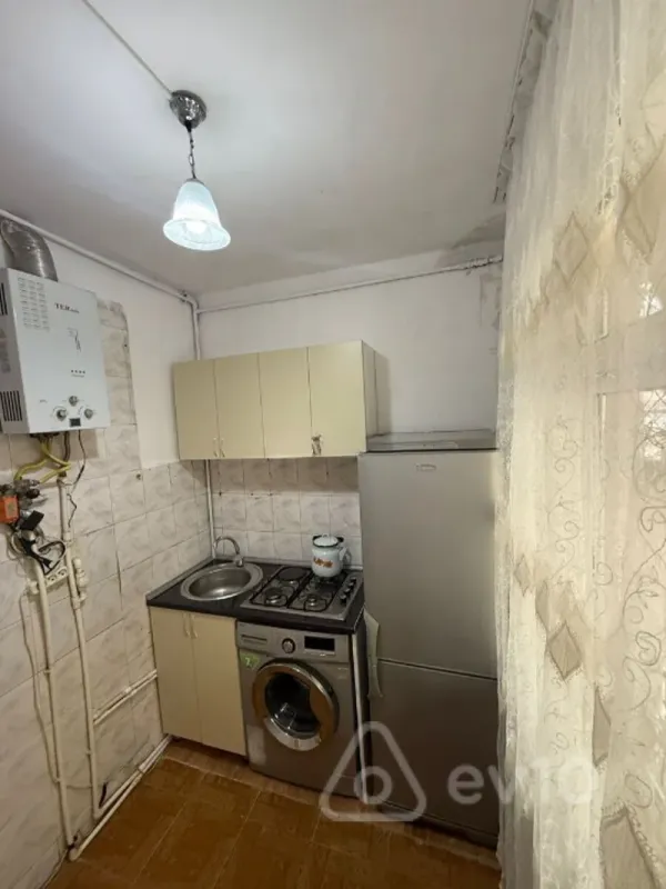 Kirayə verilir 3 otaqlı yeni tikili 85 m²