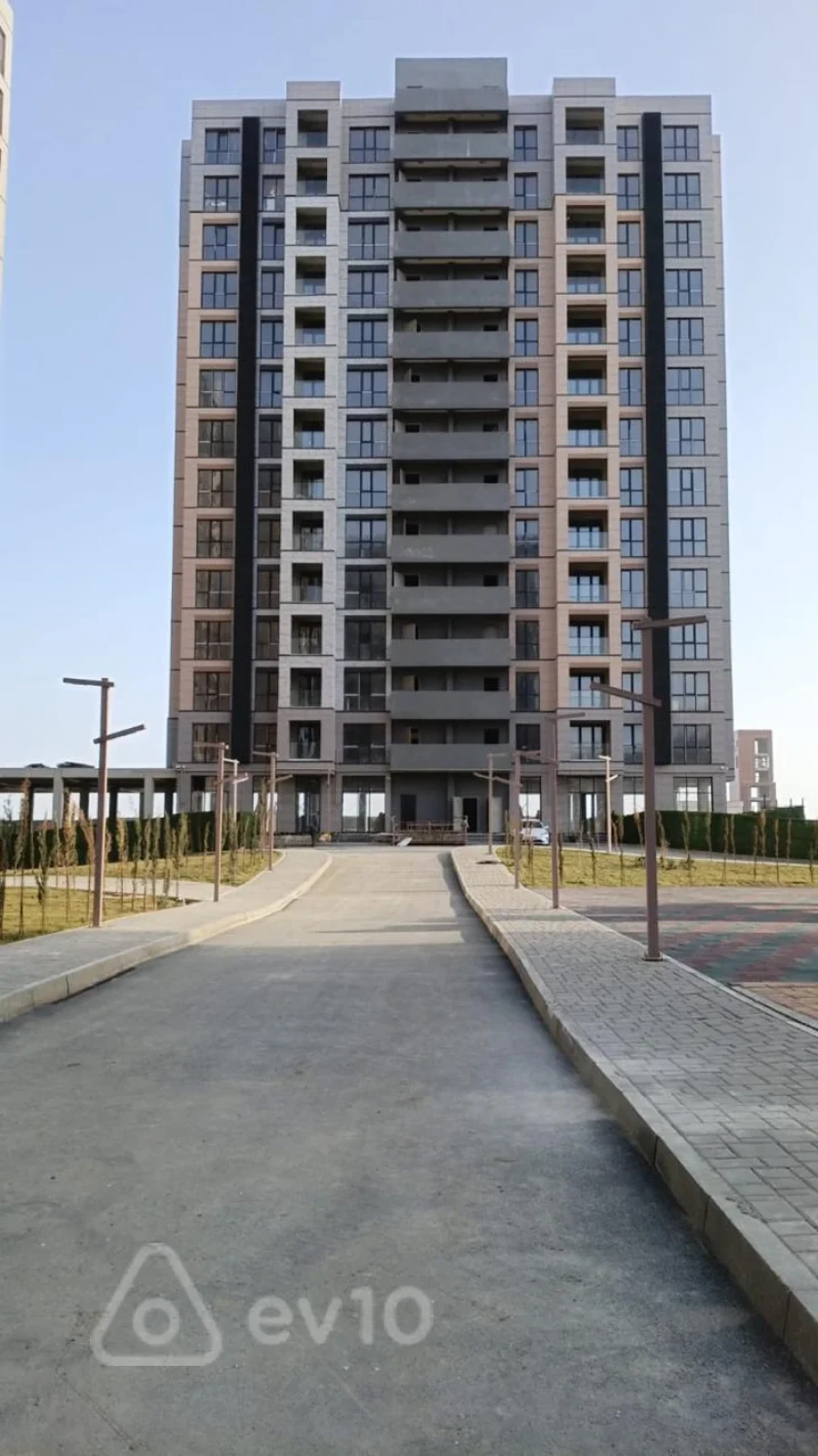 Satılır 3 otaqlı yeni tikili 80 m²