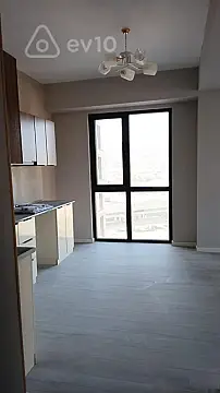 Satılır 3 otaqlı yeni tikili 80 m²