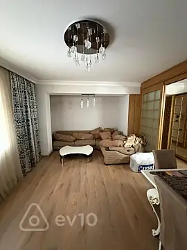 Kirayə verilir 3 otaqlı yeni tikili 130 m²