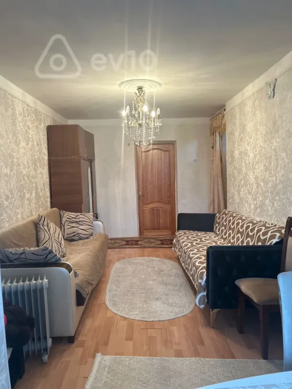 Kirayə verilir 1 otaqlı köhnə tikili 35 m²
