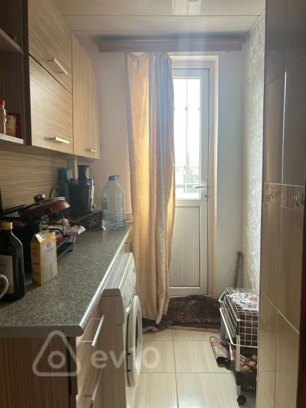 Kirayə verilir 1 otaqlı köhnə tikili 35 m²