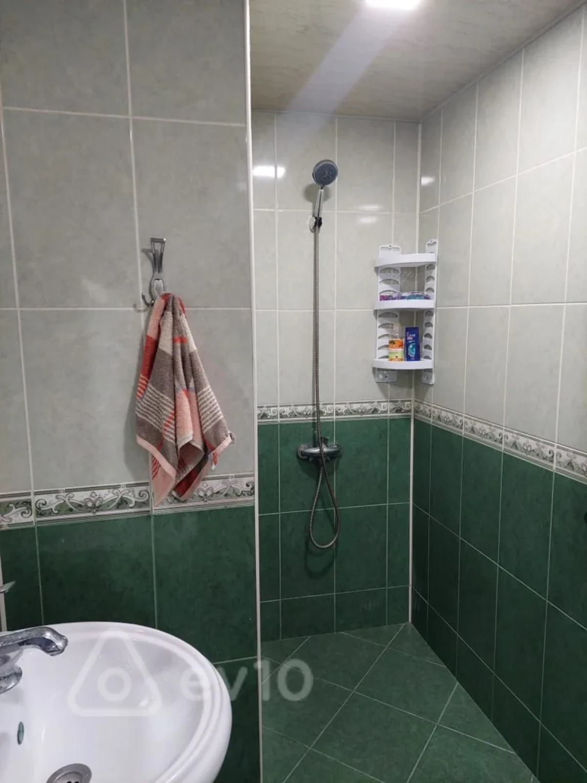 Kirayə verilir 2 otaqlı yeni tikili 60 m²