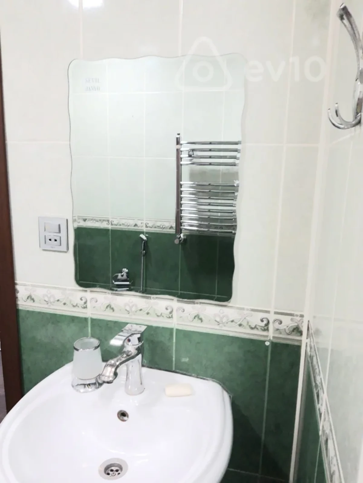 Kirayə verilir 2 otaqlı yeni tikili 60 m²