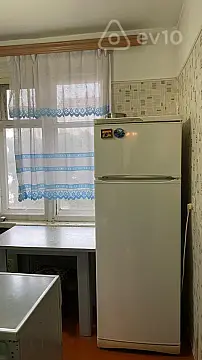 Kirayə verilir 3 otaqlı köhnə tikili 75 m²